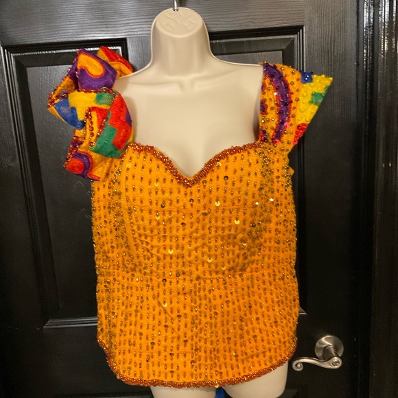 XL African top - Picture 1 of 4